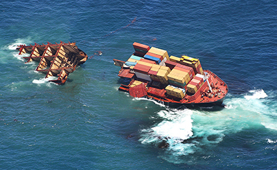 Rena Container Ship Wreck : New Zealand : Event Photos : Richard Moore : Photographer