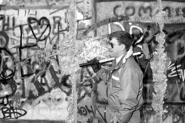 Fall of the Berlin Wall, November 1989