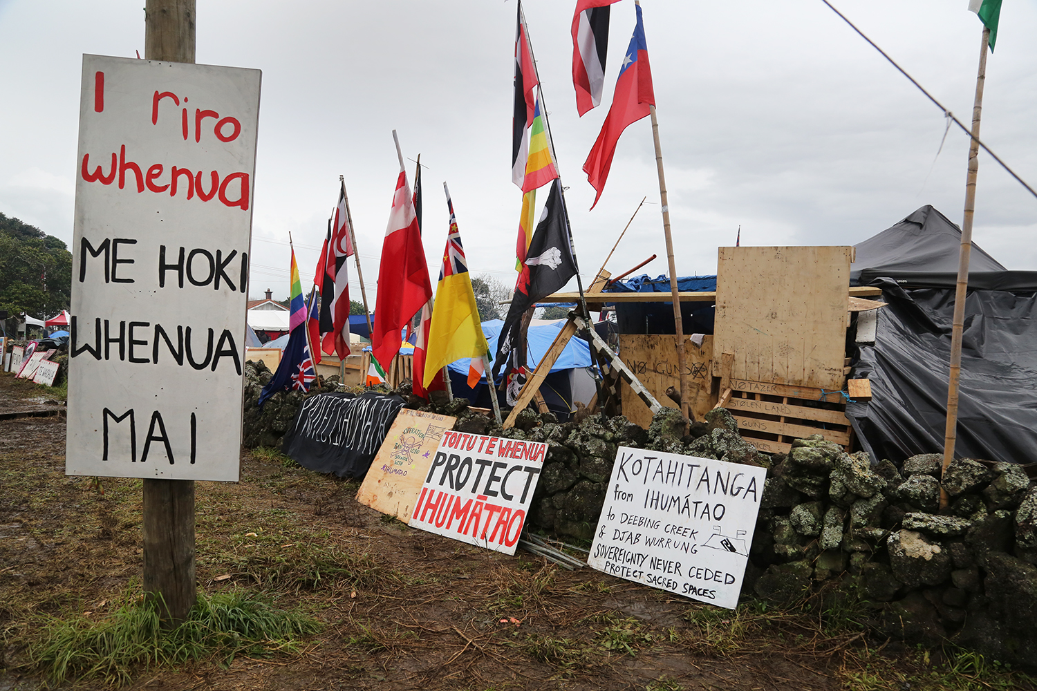 Maori Land Protest : Ihumatao : Auckland : New Zealand : Richard Moore : Journalist : Photographer :