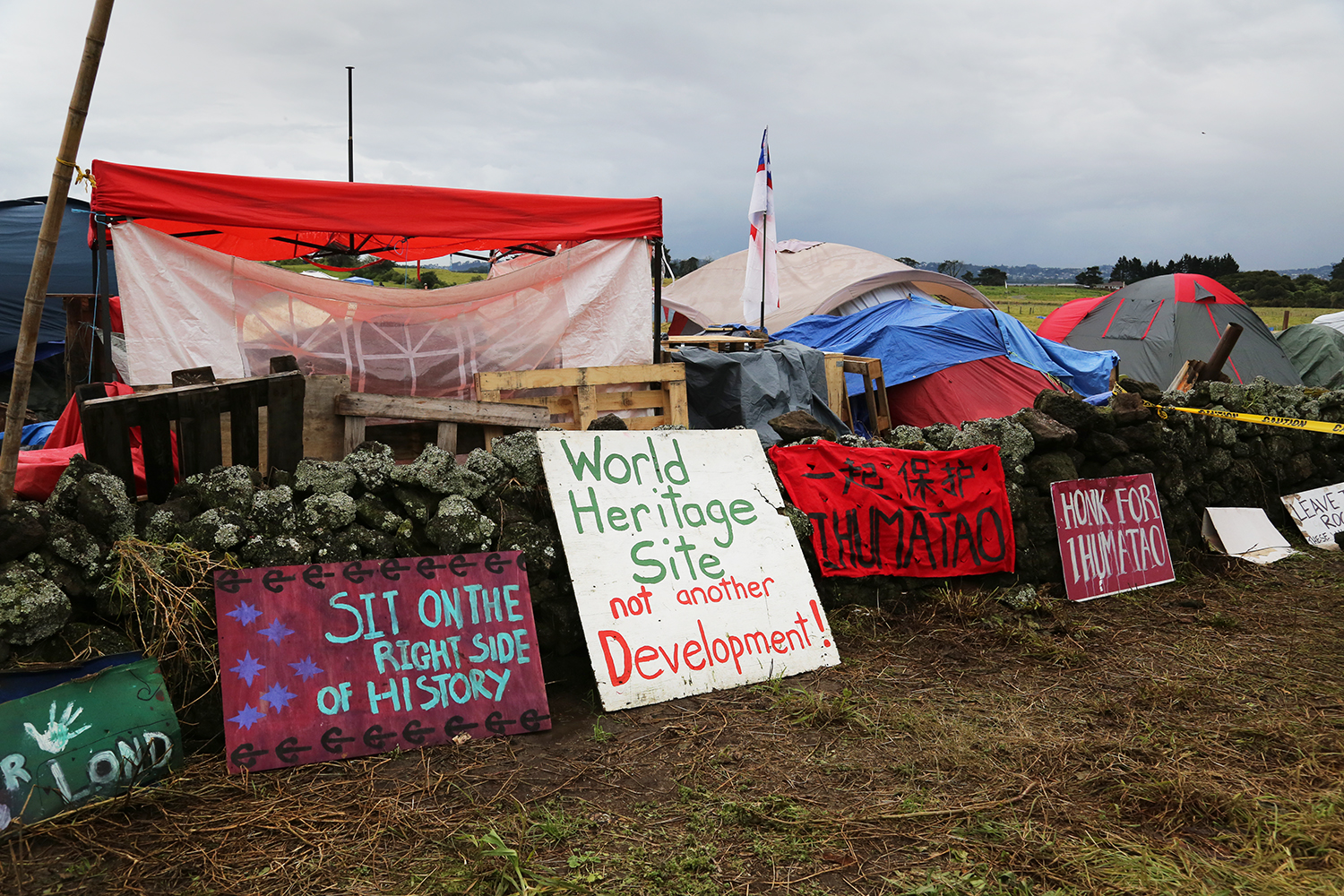 Maori Land Protest : Ihumatao : Auckland : New Zealand : Richard Moore : Journalist : Photographer :