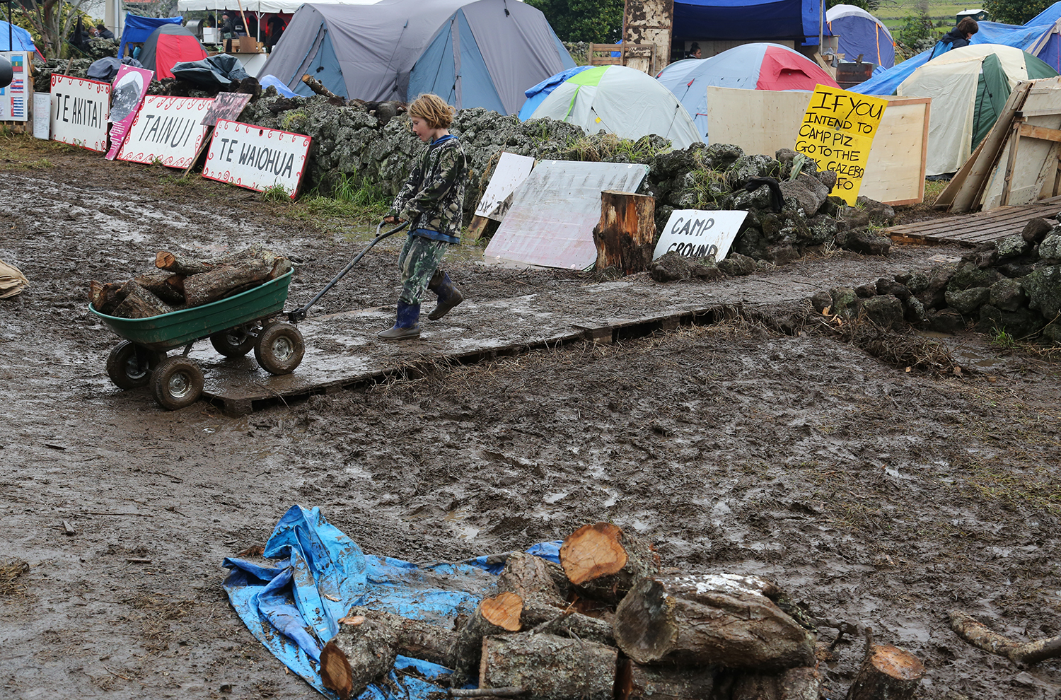 Maori Land Protest : Ihumatao : Auckland : New Zealand : Richard Moore : Journalist : Photographer :