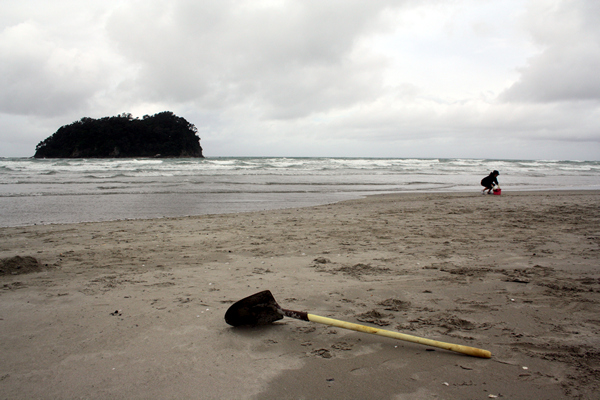Rena Disaster, Oil Spill, Tauranga, New Zealand