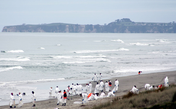 Rena Disaster, Oil Spill, Tauranga, New Zealand