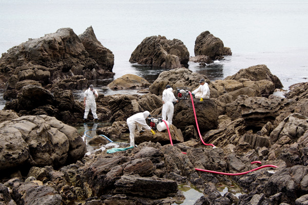 Rena Disaster, Oil Spill, Tauranga, New Zealand
