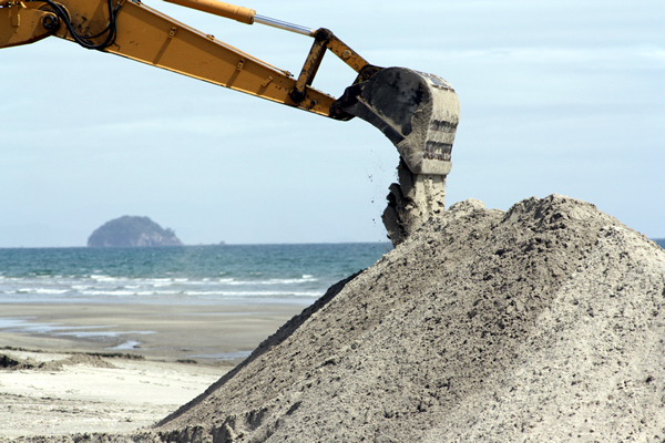 Richard Moore, On Papamoa Beach, Rena Disaster, Oil Spill, Tauranga, New Zealand