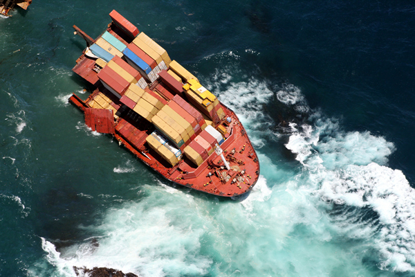 Rena Sinking on Astrolabe Reef, Rena Disaster, Oil Spill, Tauranga, New Zealand