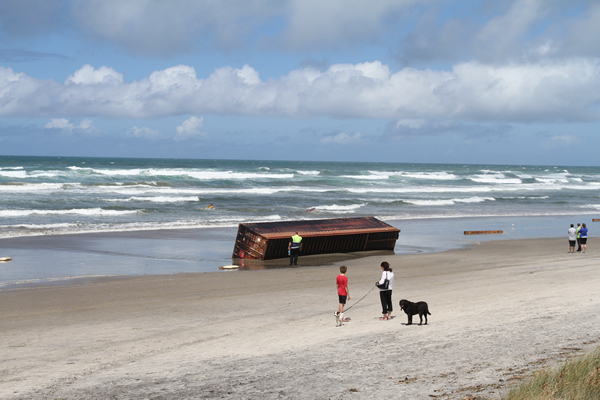 Wreckage, Rena Disaster, Oil Spill, Tauranga, New Zealand