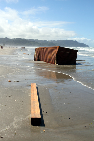 Wreckage, Rena Disaster, Oil Spill, Tauranga, New Zealand