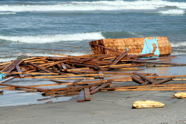 Wreckage, Rena Disaster, Oil Spill, Tauranga, New Zealand