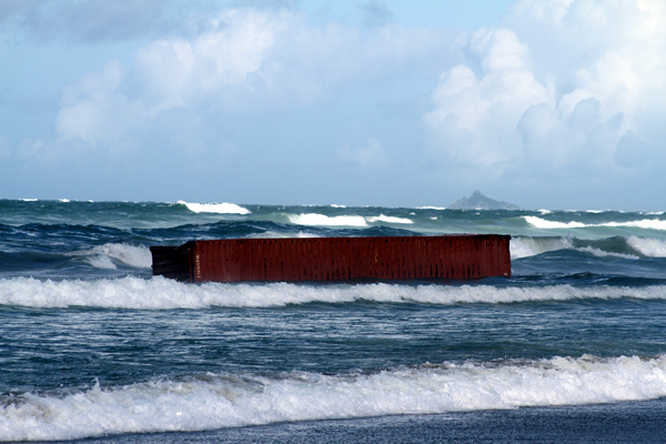 Wreckage, Rena Disaster, Oil Spill, Tauranga, New Zealand