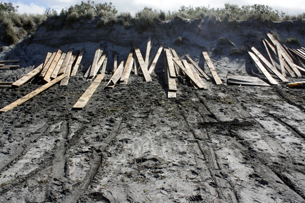 Wreckage, Rena Disaster, Oil Spill, Tauranga, New Zealand