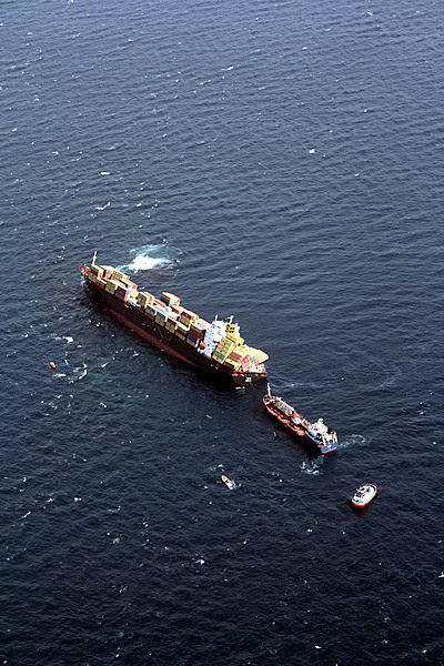 Rena Oil Spill Disaster, Tauranga, NZ