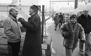 Fall of the Berlin Wall : 1989 : Photos : Richard Moore : Photographer