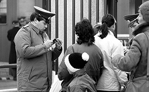 Fall of the Berlin Wall : 1989 : Photos : Richard Moore : Photographer