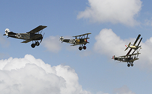 Biplanes : Airshow : World War I : Planes :  Photos : Richard Moore : Photographer