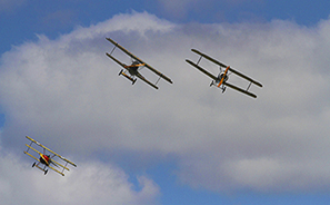 Biplanes : Airshow : World War I : Planes :  Photos : Richard Moore : Photographer