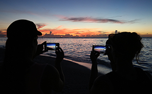 Cook Islands : Travel : New Zealand :  Photos : Richard Moore : Photographer