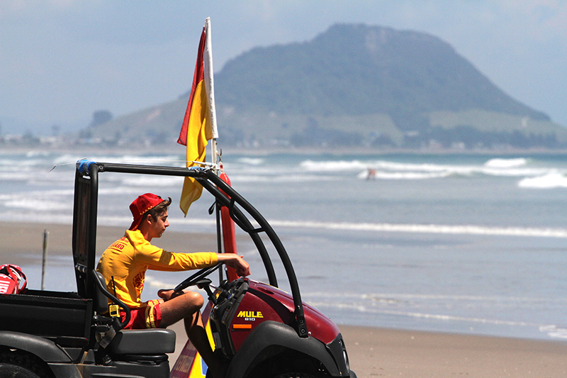 Surf Life Saving : Papamoa Beach : Personal Photo Projects :  Richard Moore Photography : Photographer :